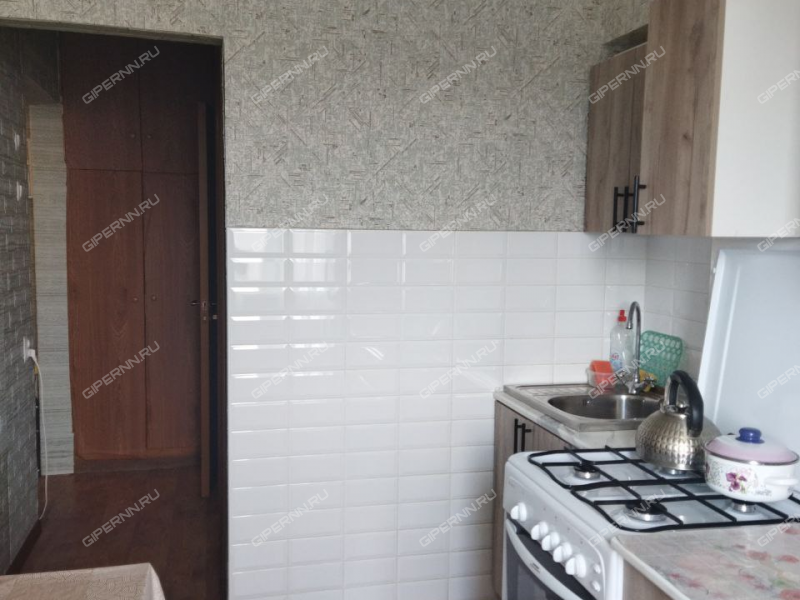 трёхкомнатная квартира на улице Адмирала Макарова дом 5