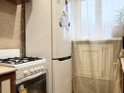 1-komnatnaya-ul-burdenko-d-14a фото