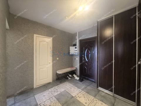3-komnatnaya-ul-rodionova-d-165-k2 фото
