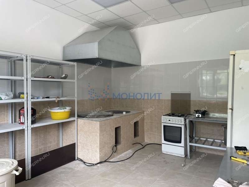 здание под недвижимость под медицинские учреждения, недвижимость под образовательные учреждения на улице Железнодорожная город Заволжье