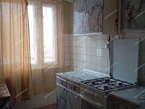 3-komnatnaya-ul-politboycov-d-20 фото