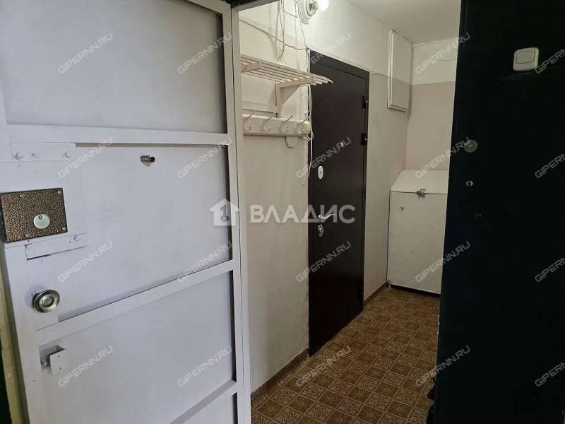 двухкомнатная квартира на улице Строкина дом 8