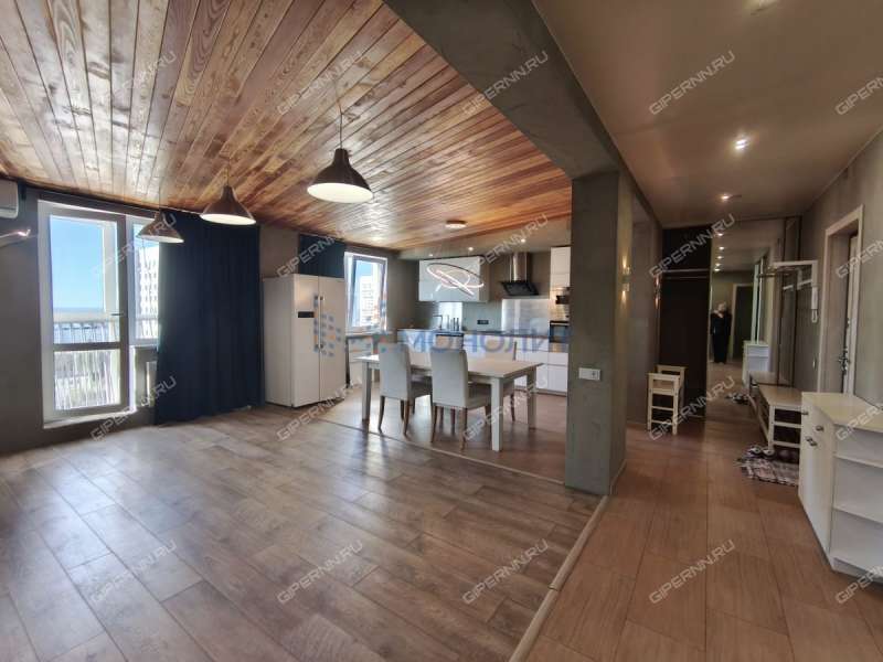 трёхкомнатная квартира на Краснозвёздной улице дом 33