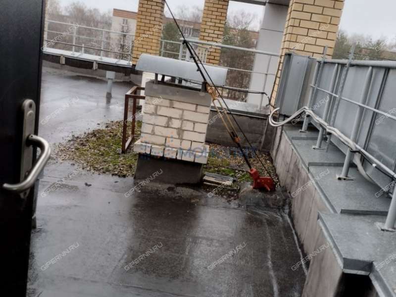 помещение под помещение свободного назначения, торговую площадь на улице Веденяпина