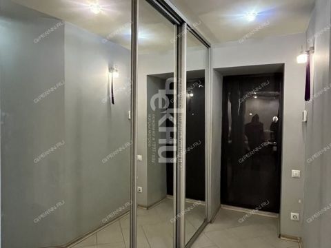 5-komnatnaya-ul-krasnyh-zor-d-22 фото