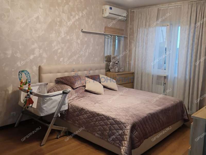 трёхкомнатная квартира на улице Богдановича дом 4