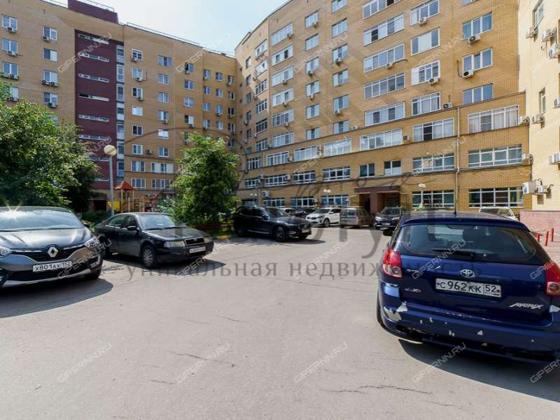 трёхкомнатная квартира на улице Коминтерна дом 139