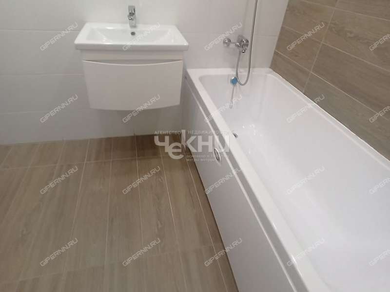 двухкомнатная квартира в новостройке примерно в 0,3 км на северо-восток от д.Анкудиновка, д.3 в ЖК КМ Анкудиновский парк Анкудиновка