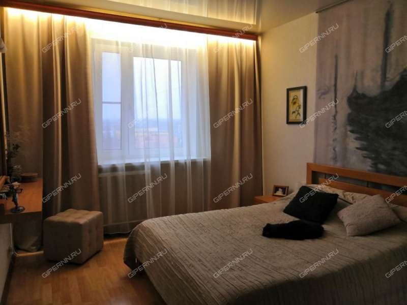 трёхкомнатная квартира на улице Политбойцов дом 10