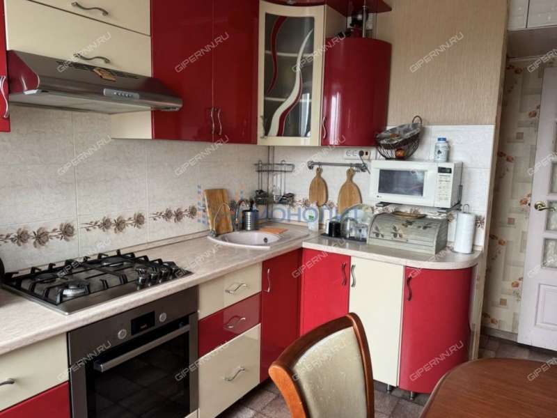 четырёхкомнатная квартира на улице Надежды Сусловой дом 12 к2