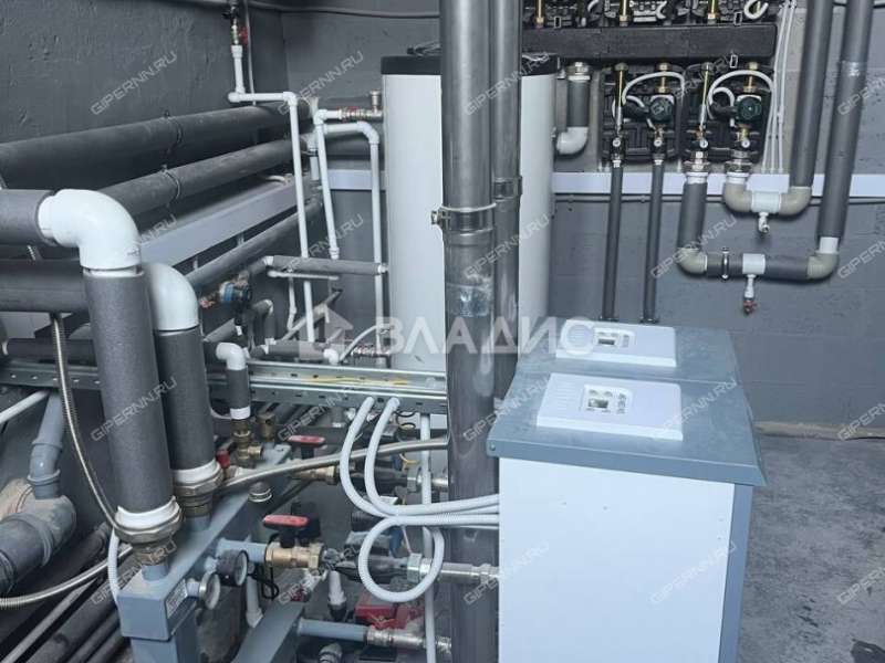 здание под офис, торговую площадь на улице Заслонова