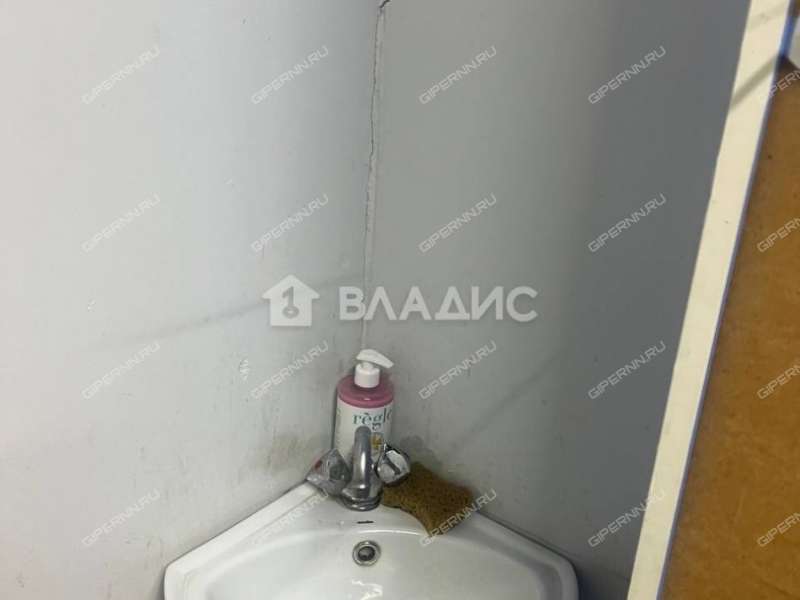 помещение под торговую площадь на Южном шоссе