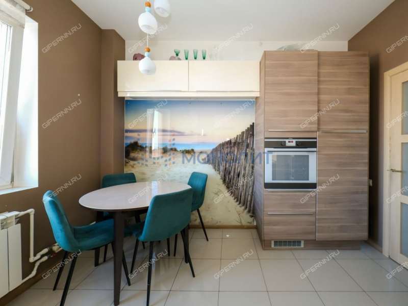 трёхкомнатная квартира на улице Родионова дом 39