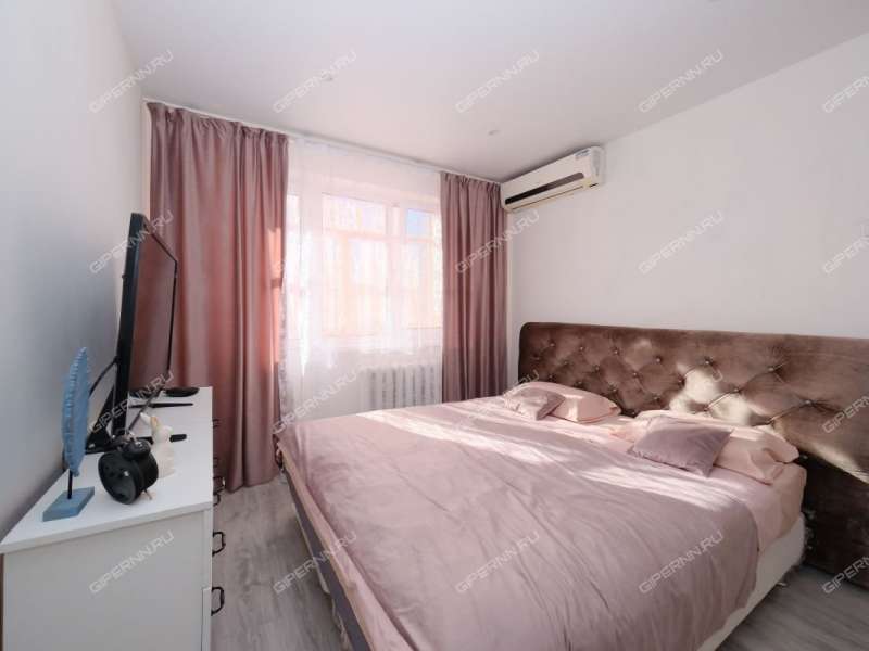 однокомнатная квартира на улице Ефремова дом 3