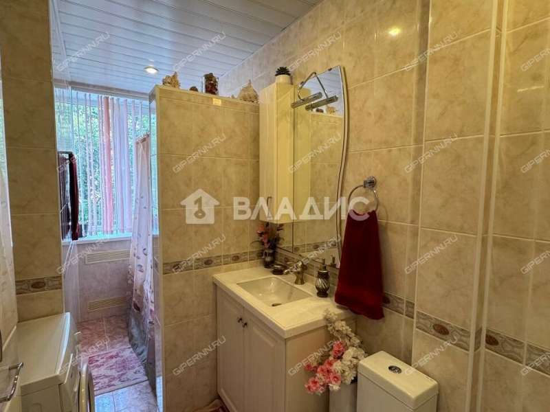 трёхкомнатная квартира на Комсомольской улице дом 3