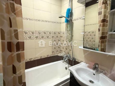 3-komnatnaya-ul-ivana-chugurina-d-3 фото