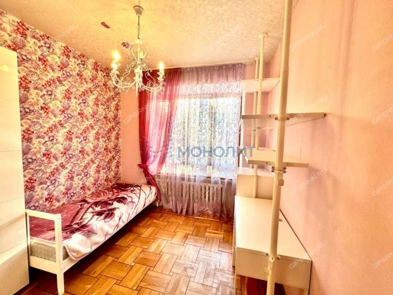 трёхкомнатная квартира на Верхне-Волжской набережной дом 17