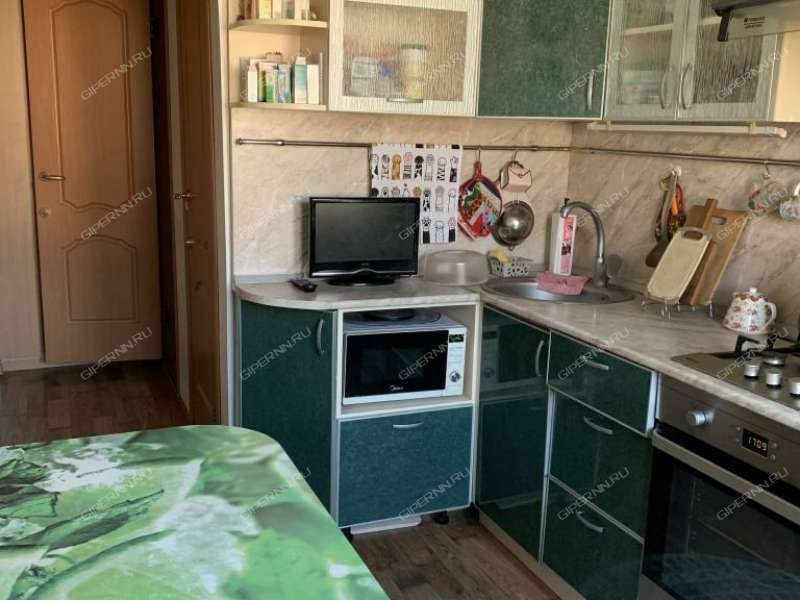 двухкомнатная квартира на улице Политбойцов дом 8