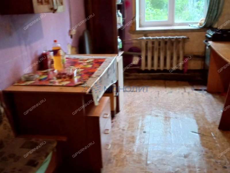 комната в доме 3 в 2-м Кемеровском переулке