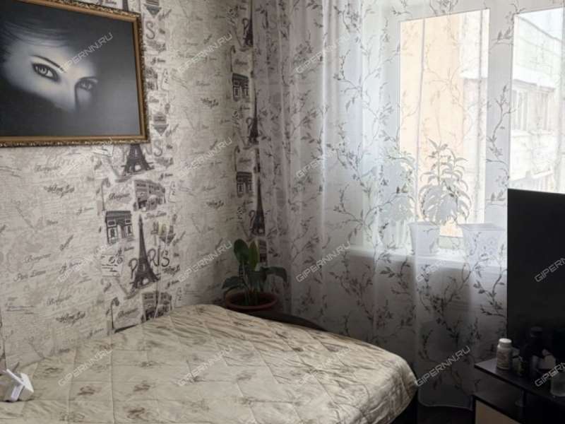 трёхкомнатная квартира в Центральном микрорайоне дом 4 город Выкса