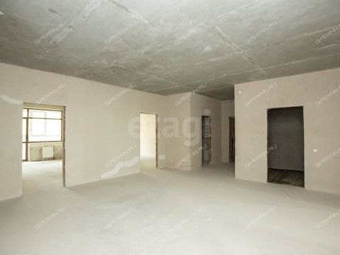 4-komnatnaya-nab-verhne-volzhskaya-d-10-k1 фото