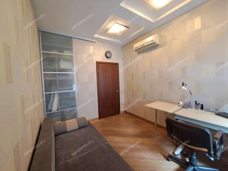 четырёхкомнатная квартира на Новой улице дом 32