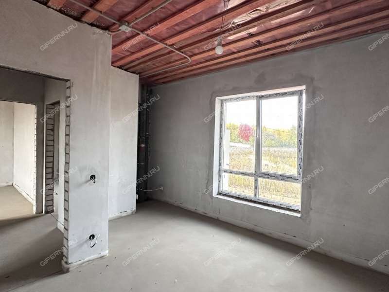 дом на Радужная ул. село Безводное