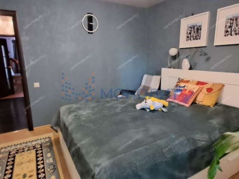 трёхкомнатная квартира на Вятской улице дом 9