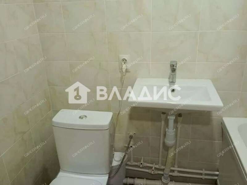 квартира-студия на улице Сергея Тюленина дом 6