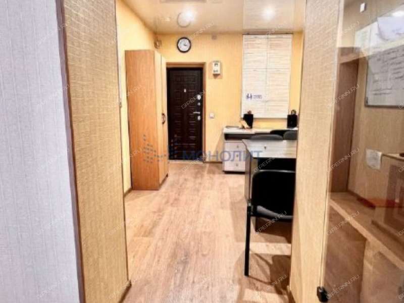 помещение под офис, недвижимость под образовательные учреждения на проспекте Гагарина