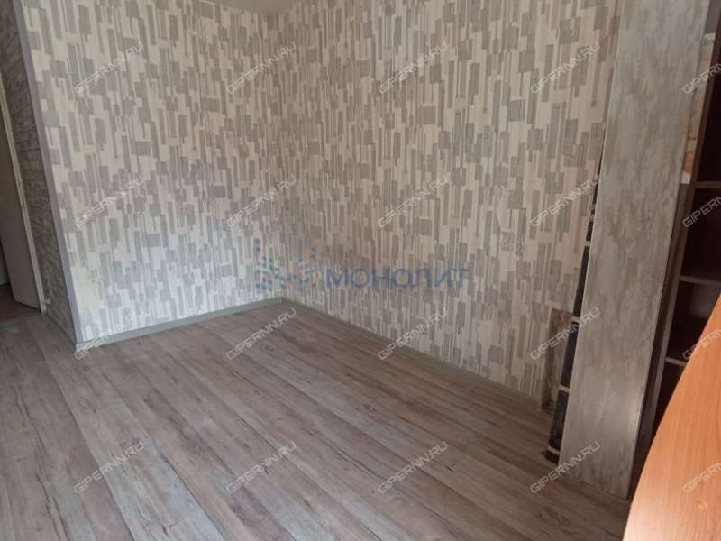 комната в доме 13А на улице Дружаева