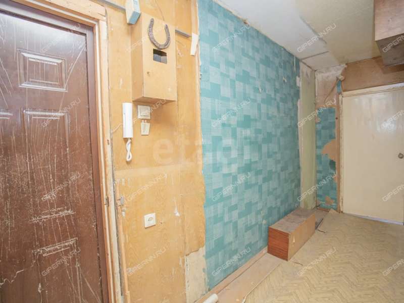 трёхкомнатная квартира на улице Маршала Голованова дом 33