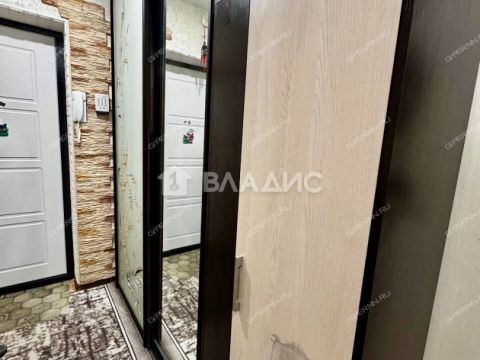 3-komnatnaya-ul-osharskaya-d-98 фото