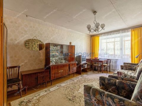3-komnatnaya-b-r-60-letiya-oktyabrya-d-6 фото