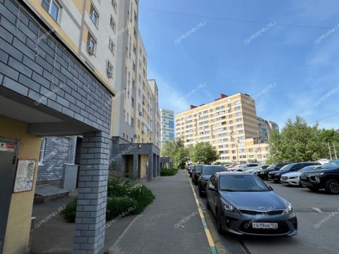 1-komnatnaya-ul-vyatskaya-d-4 фото