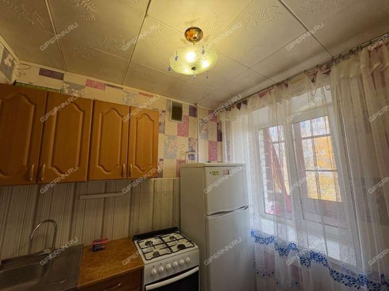 однокомнатная квартира в Светлогорском переулке дом 13