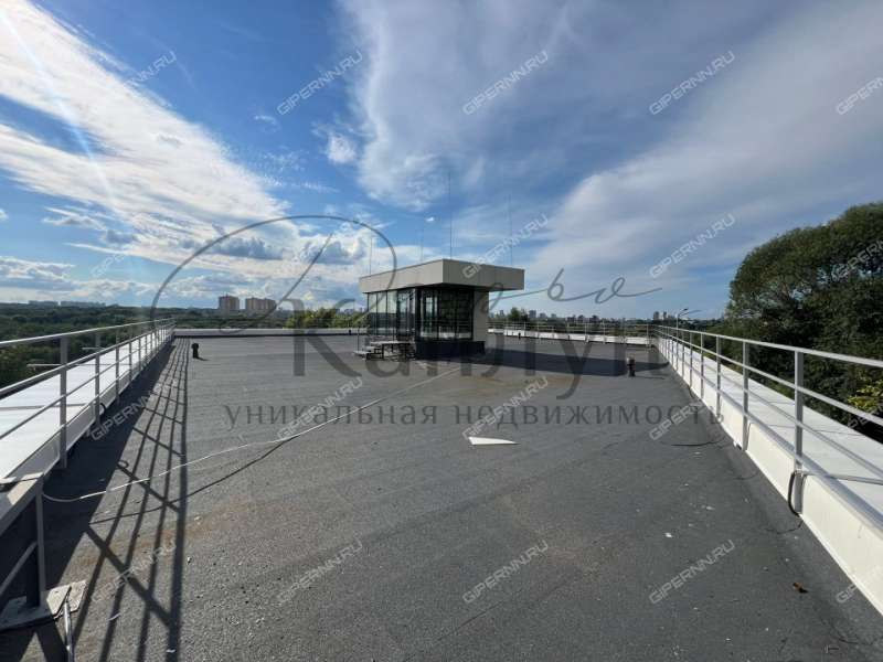 помещение под торговую площадь на улице Композитора Касьянова