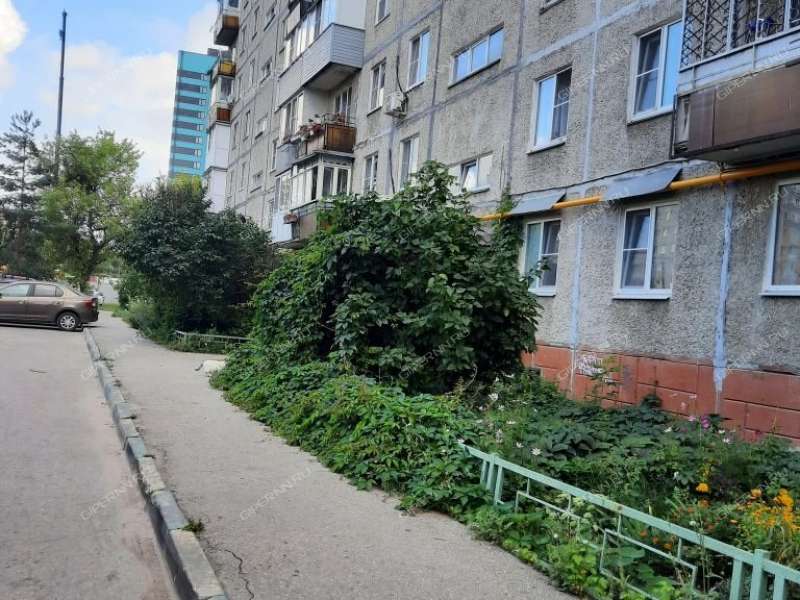 трёхкомнатная квартира на улице Менделеева дом 26