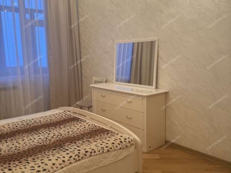 трёхкомнатная квартира на Дальней улице дом 8/16