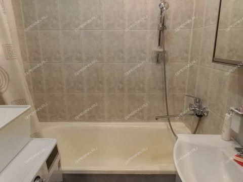 3-komnatnaya-ul-politboycov-d-10 фото