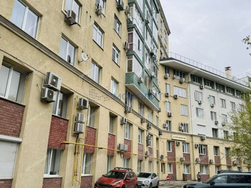 трёхкомнатная квартира на улице Короленко дом 19б
