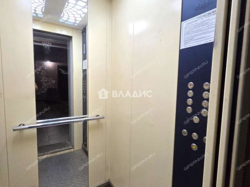 трёхкомнатная квартира на улице Ванеева дом 78