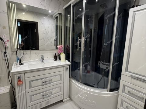 3-komnatnaya-mkr-shherbinki-1-y-d-13-k2 фото