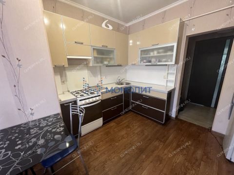 3-komnatnaya-ul-beketova-d-5 фото