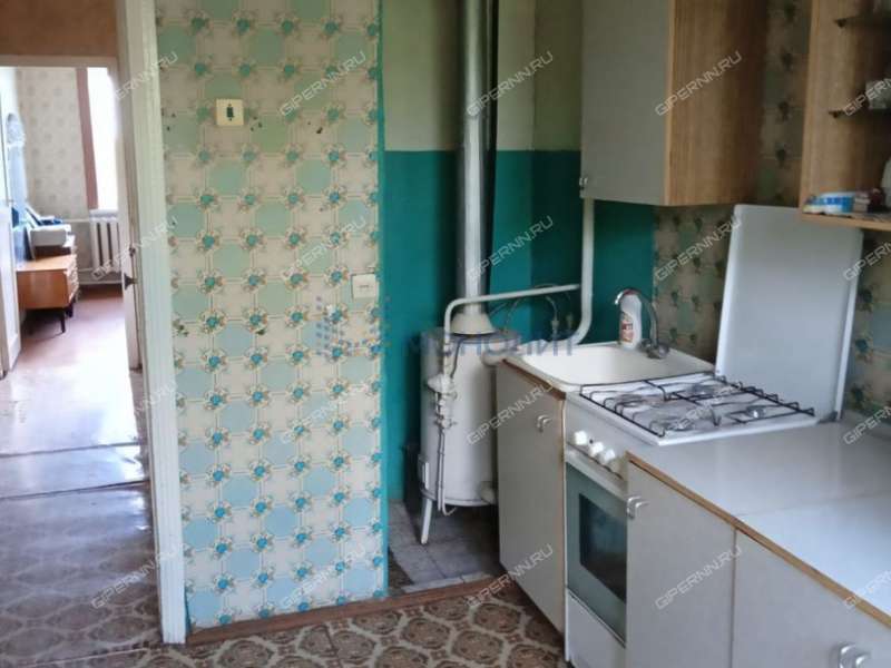 трёхкомнатная квартира на улице Молодёжная дом 14 село Выползово