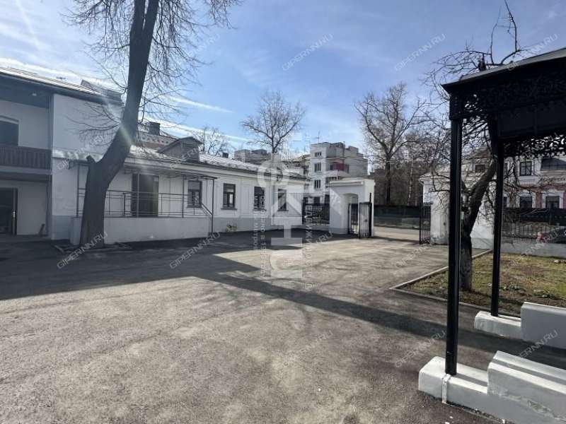 здание под недвижимость под салоны красоты на Ильинской улице