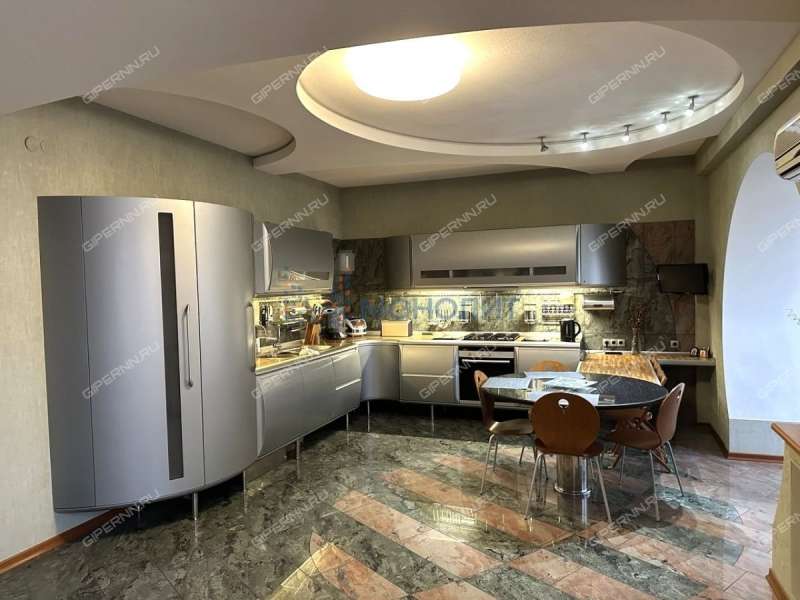 шестикомнатная квартира на Студёной улице дом 32