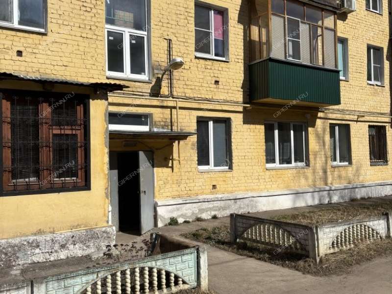 трёхкомнатная квартира на улице Федосеенко дом 91