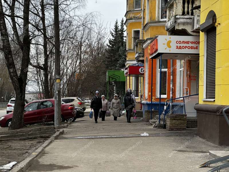 помещение под торговую площадь на улице Чаадаева