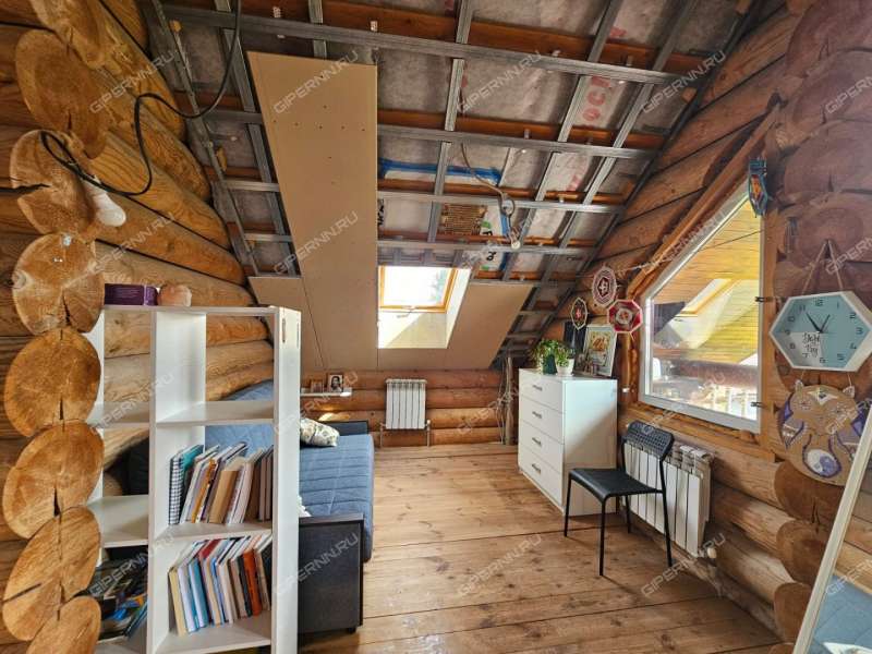 дом на деревня Ройка